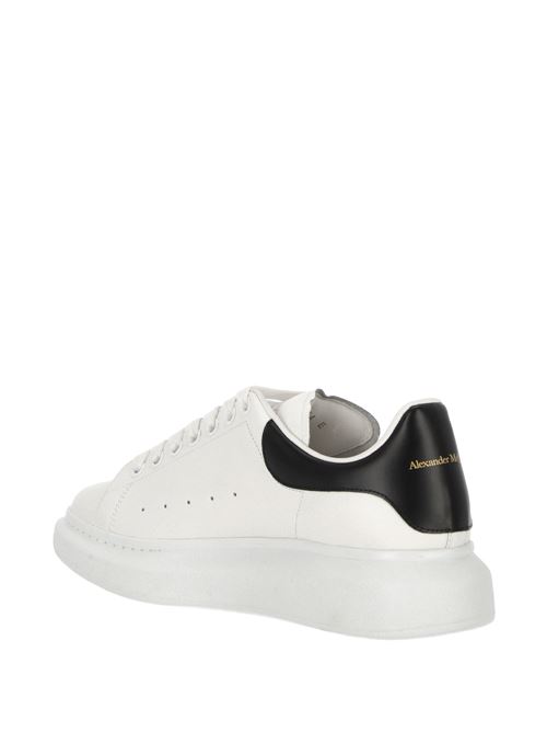 Sneakers con dettagli traforati in pelle ALEXANDER MCQUEEN | 553680WHGP59061